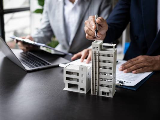 model domu model domu